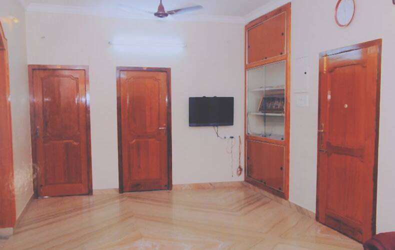 Royal Villas Service Apartment, Chennai 3
